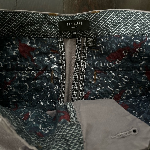 Ted Baker Men's Light Grey Purple Chinos | NWOT | 28L - Picture 5 of 10